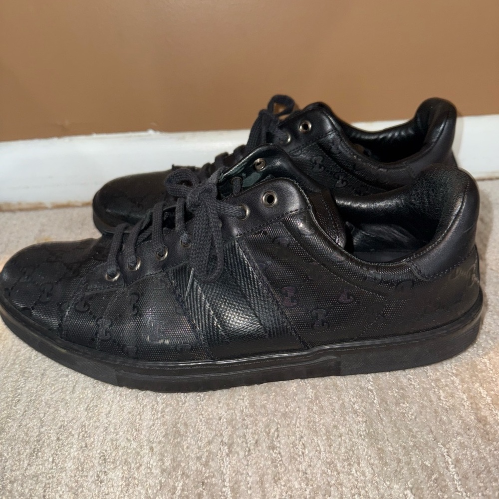 Black Gucci Guccissima Low Top Sneakers - Picture 5 of 6